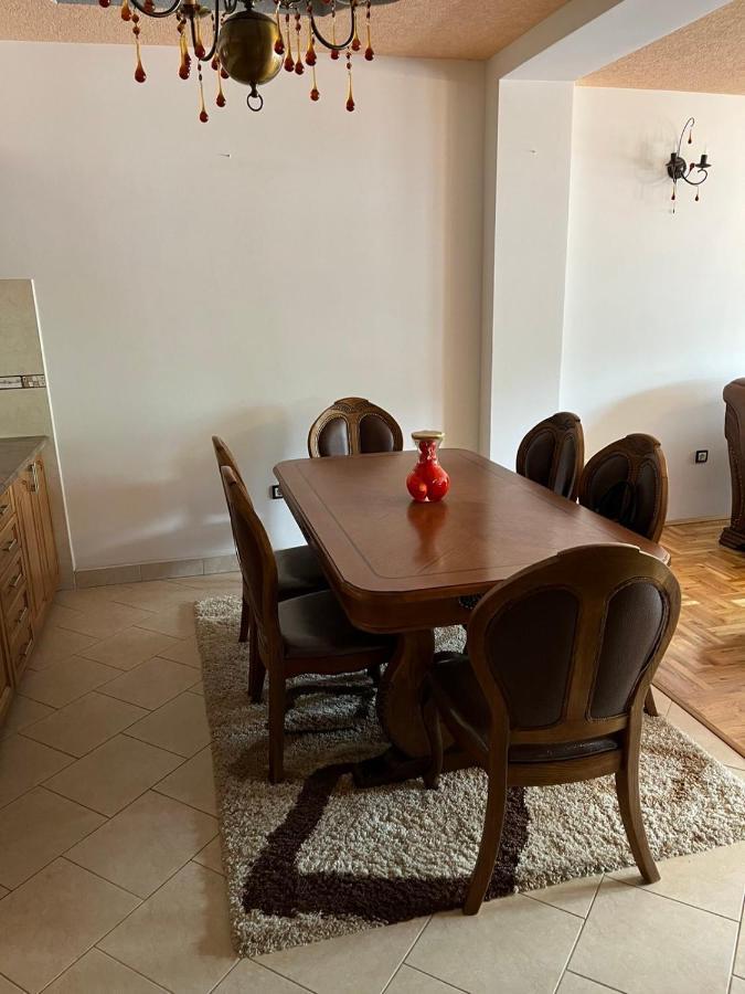 Apartment Alpi Печ Екстер'єр фото